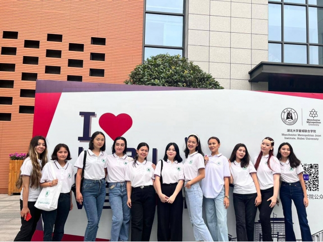 QYZPU students who went to China and the USA told about their studies