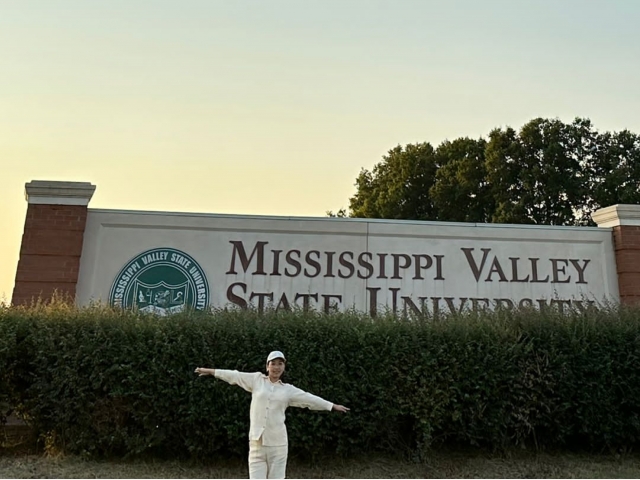 An American newspaper published an article about a student of QYZPU