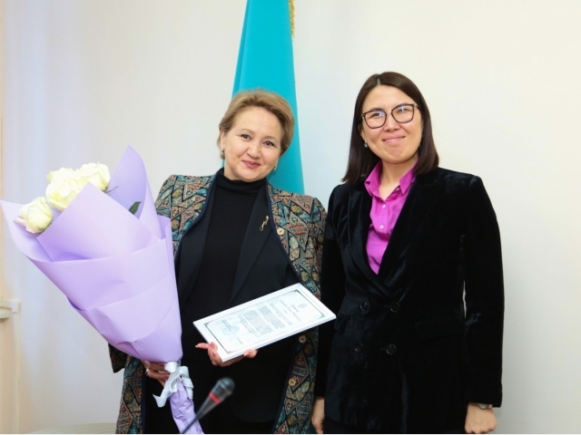 Преподаватели QYZPU награждены нагрудными знаками за особые заслуги