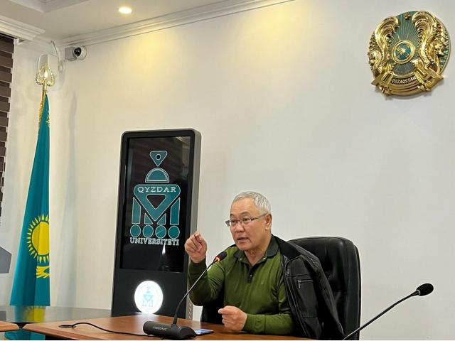 Ғылым айы аясында филология институтында ғылыми семинар өтті