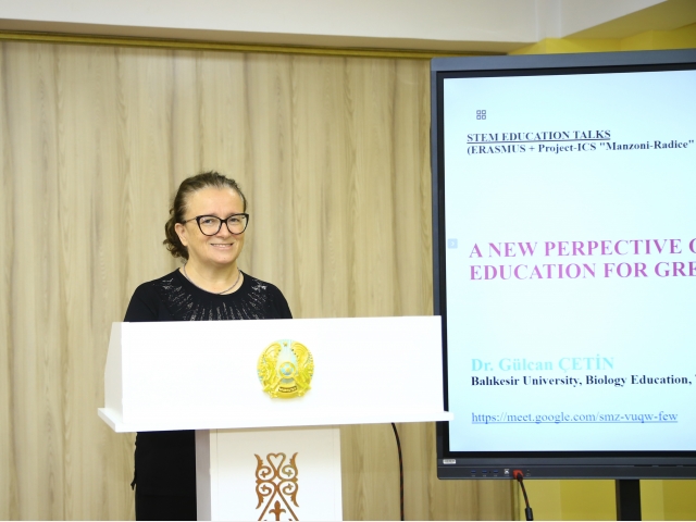 QYZPU professors held a lecture for teachers of Almaty schools