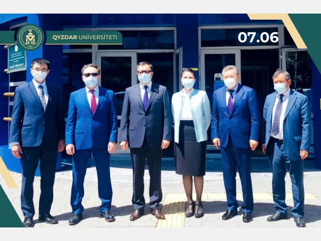 Жоғары оқу орындары басшыларымен кездесті